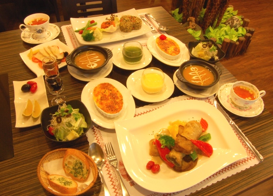 臻品自然蔬食餐饮